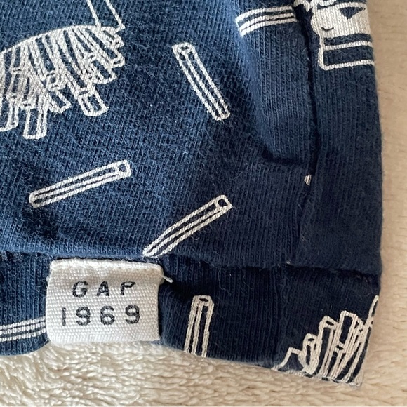 Baby gap fries & cheeseburger tee - Picture 5 of 6